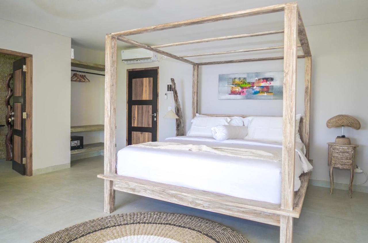 Hotel Theodor At Labuan Bajo Exteriér fotografie